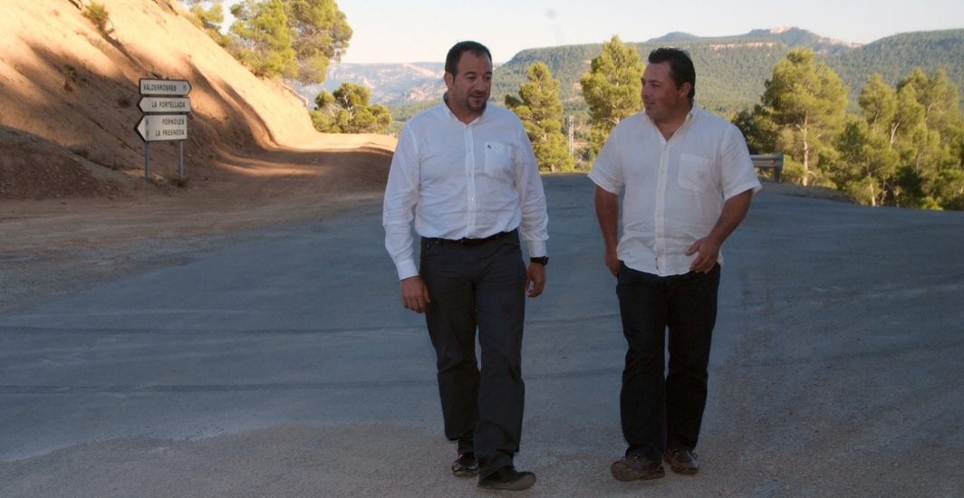 Millán se compromete a incluir la mejora de la carretera de La Portellada a Valderrobres en el Plan Vial 2016