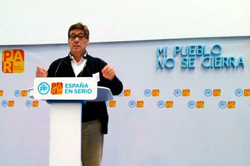 Arturo Aliaga: "Si no hay pueblos en Aragón, Aragón no tiene futuro"