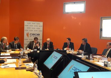 Arturo Aliaga analiza con el Comité Ejecutivo de CEOE Aragón la urgencia de contar con Presupuestos para 2017 y  recuperar las partidas de inversión