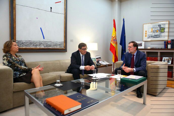 Arturo Aliaga y Luisa Fernanda Rudi se reúnen con Mariano Rajoy