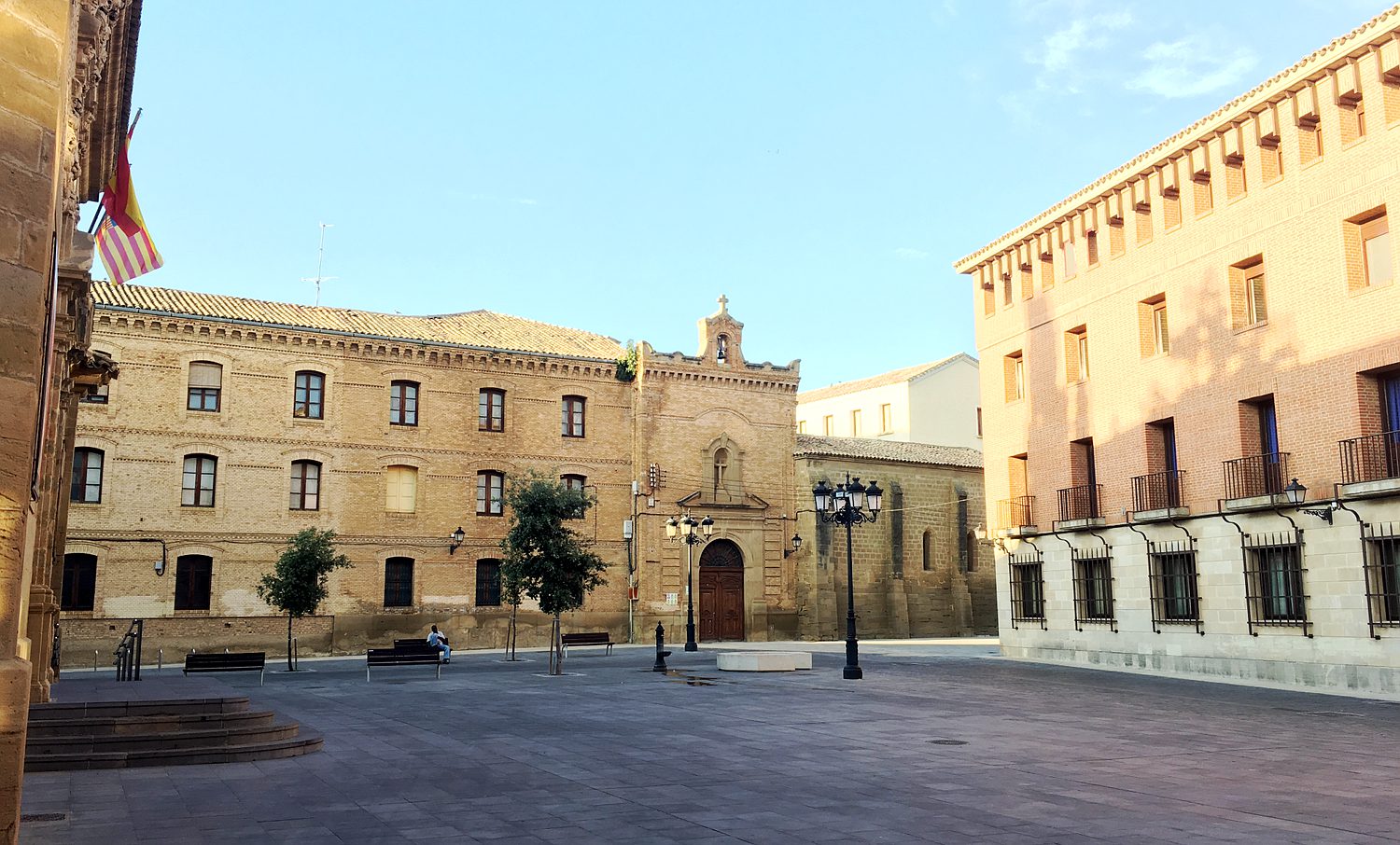 Antigua Universidad -Seminario - Colegio Mayor y Facultad en Huesca