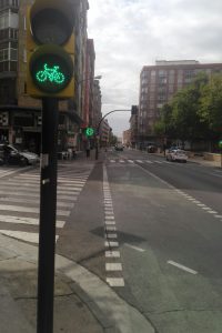 PAR Zaragoza solicita a ZEC clarificar definitivamente la circulación de bicicletas y patinetes por vía pública, y su convivencia con el peatón