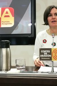 Elena Allué: “Es inaceptable que el Gobierno de Aragón siga trampeando el presupuesto que ha llegado a modificar hasta los 149 millones de euros”