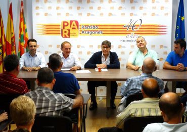 Aliaga lanza en Huesca el proceso para designar candidato del PAR a la alcaldía y reafirma la importancia de la ciudad en Aragón y en el partido