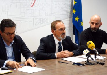 El PAR pide la participación de los ayuntamientos en los fondos europeos de recuperación y ampliar el plazo para ejecutar los remanentes municipales