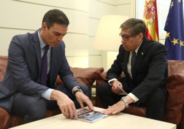 Arturo Aliaga recibe de Pedro Sánchez el agradecimiento por la colaboración del PAR en la gobernabilidad de la Comunidad Autónoma de Aragón