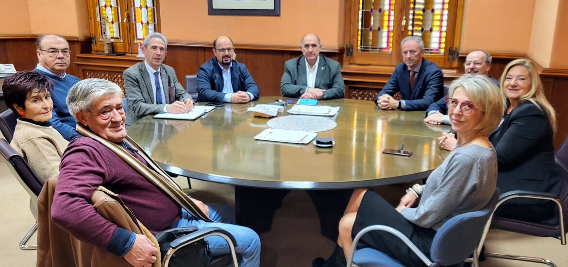 El PAR y CEOE-CEPYME Huesca apuestan por impulsar un frente común que defienda el agua en Aragón
