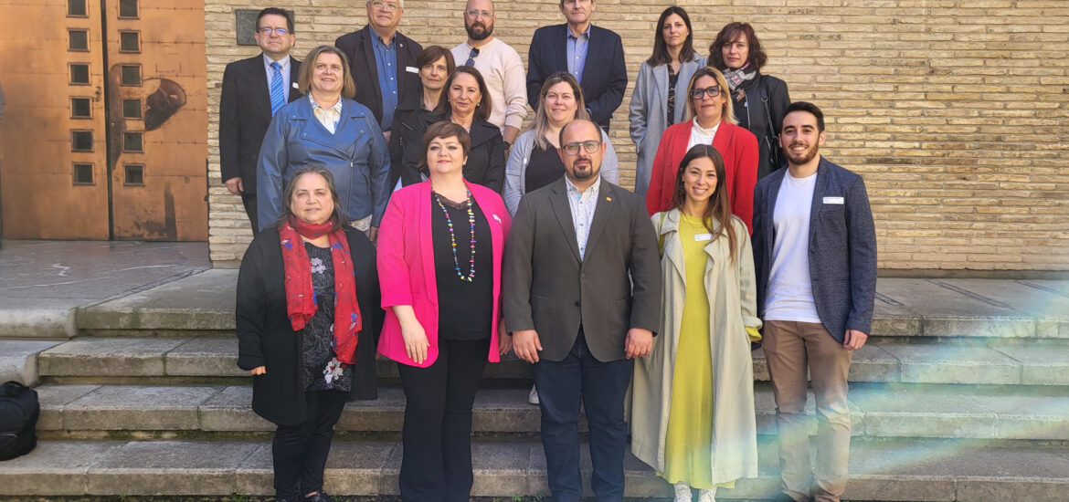 Las Cortes aprueban impulsar la regulación de la enfermería escolar en Aragón gracias a una iniciativa del PAR